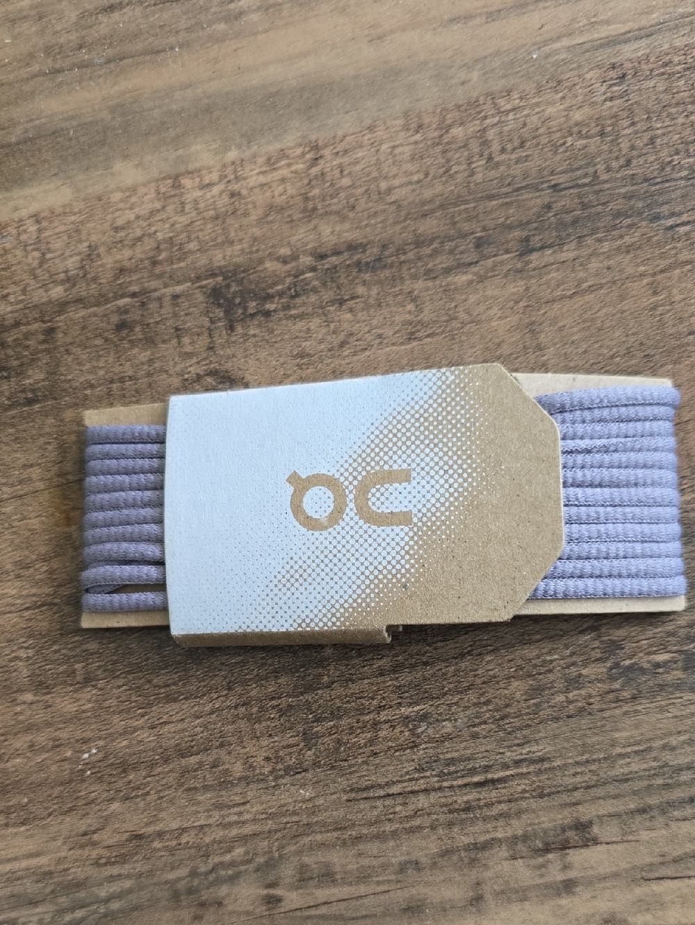 On Cloud Gray Shoelaces